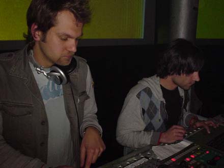 funkstorung vs eavesdropper live